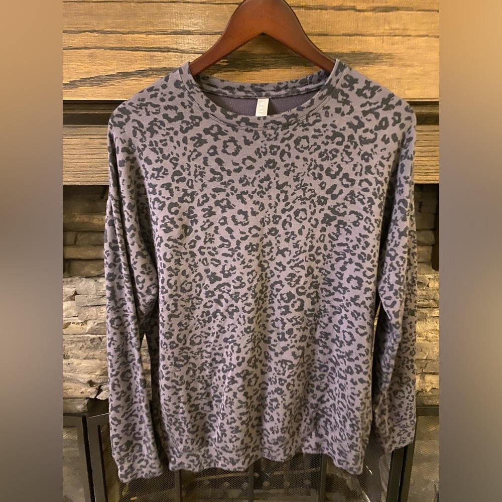 Athleta Pure Luxe Leopard Print Sweatshirt Size X Small